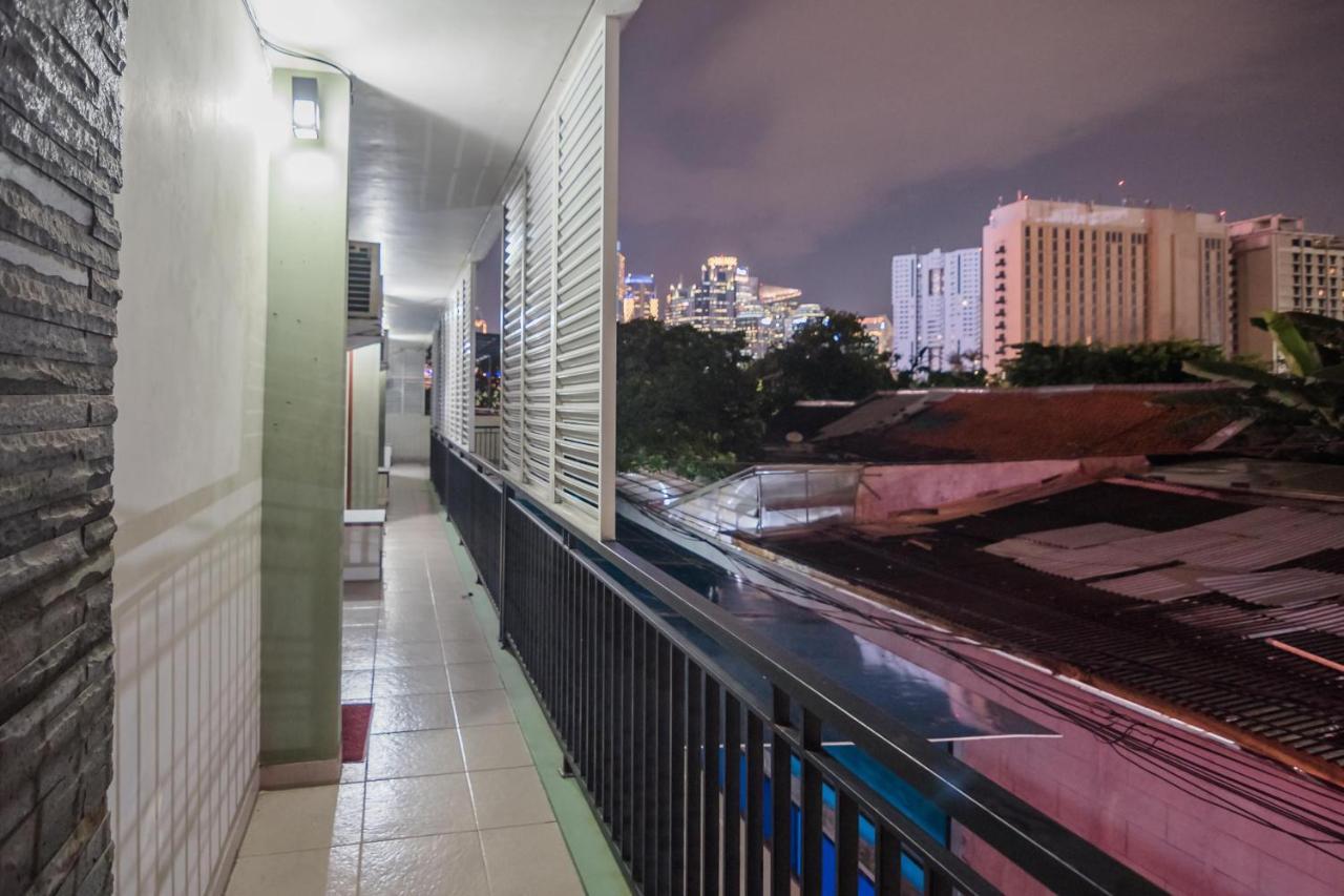 Reddoorz Plus Near Semanggi Yakarta Exterior foto
